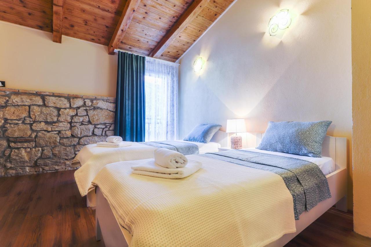 Apartman Lena Върсар Екстериор снимка